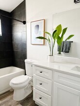 Water Street Apartments in Tucson, AZ - Foto de edificio - Interior Photo