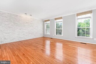 21371 Hansberry Terrace in Ashburn, VA - Building Photo - Building Photo