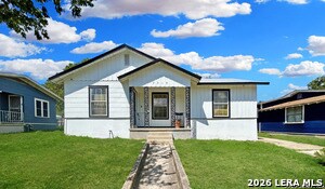 2319 Burnet St in San Antonio, TX - Building Photo