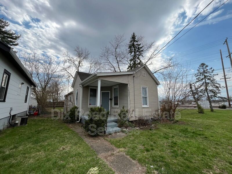 1011 Laurel Ave in Hamilton, OH - Building Photo