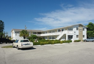 Cheryle in Lantana, FL - Building Photo