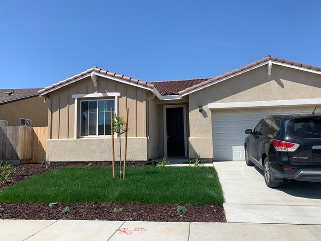 property at 4457 Jennifer Dr