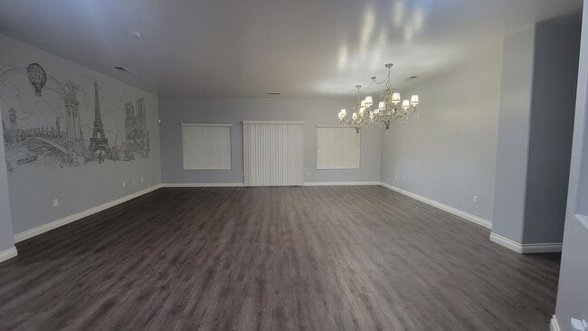 10919 Golden Valley Dr in Bakersfield, CA - Building Photo - Building Photo