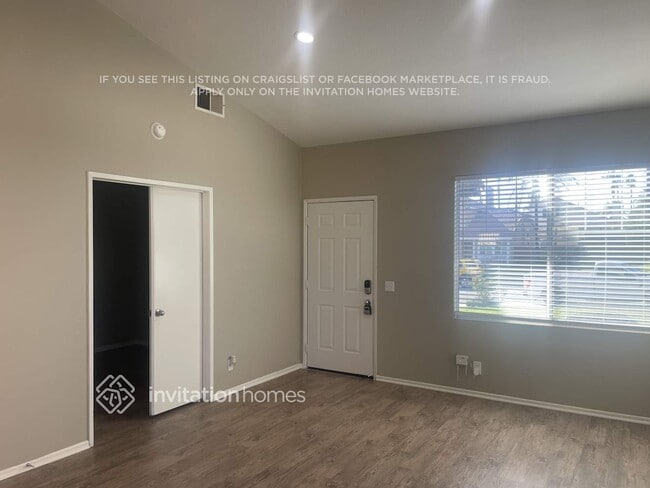 3347 N Carnation Dr in Rialto, CA - Building Photo - Building Photo