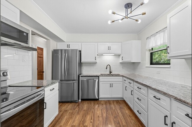 property at 721 La Bonne Pkwy
