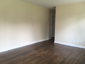 1806 Parlow Dr in Richmond, VA - Building Photo - Building Photo
