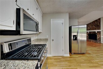 3702 Pine Brook Dr in Acworth, GA - Building Photo - Building Photo