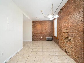 38 Sherman Ave in Jersey City, NJ - Building Photo - Building Photo