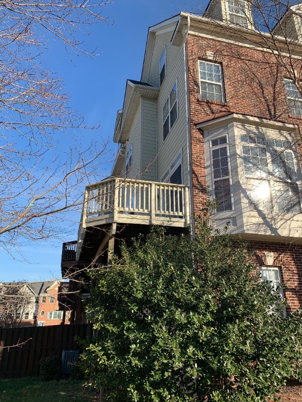 property at 602 Battery Terrace NE