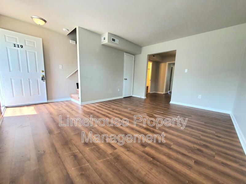 119 Bob Ln in Virginia Beach, VA - Building Photo