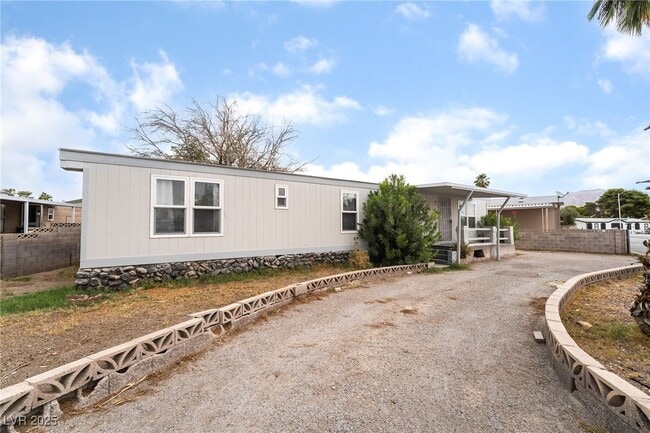2847 Mammoth Ct in Las Vegas, NV - Building Photo - Building Photo