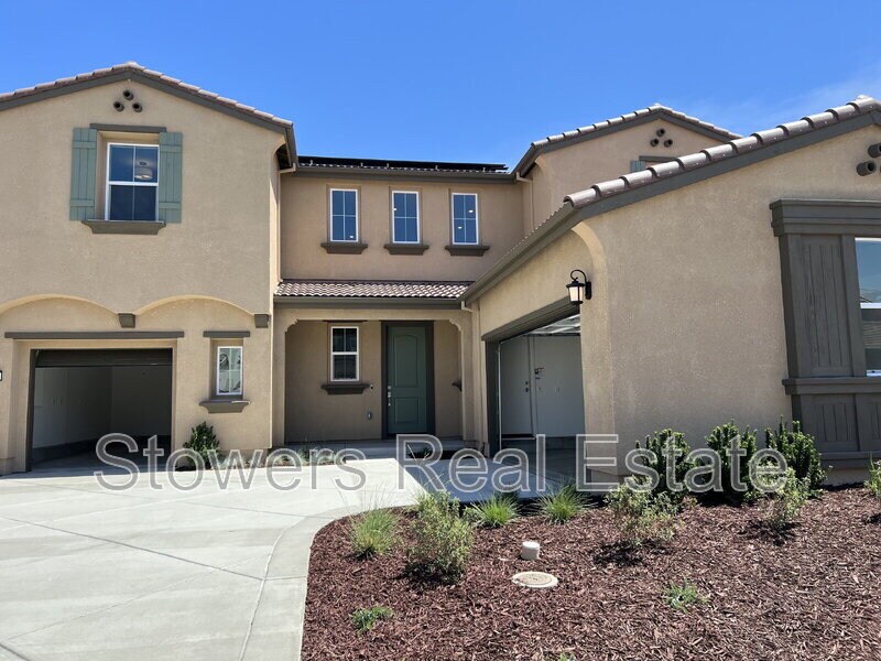 6872 Seraphina Dr in Tracy, CA - Building Photo