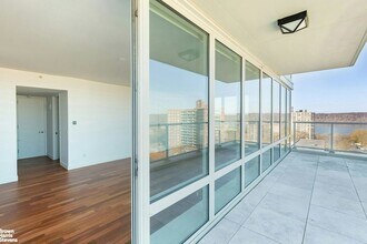 640 W 237th St, Unit 15C in Bronx, NY - Building Photo - Building Photo
