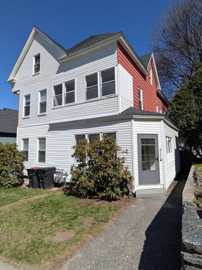 27 McKinley Rd, Unit 2, Unit 2