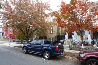 1302 S St SE in Washington, DC - Foto de edificio - Building Photo