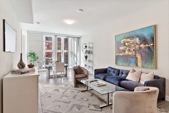 771 Harrison Ave, Unit 2G in Boston, MA - Foto de edificio