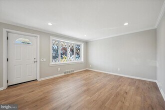 421 Lawrence Rd in Havertown, PA - Building Photo - Building Photo