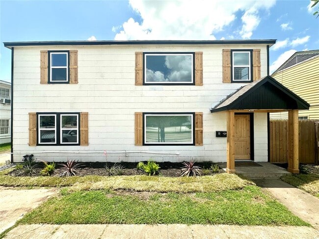 property at 3444 Blodgett St