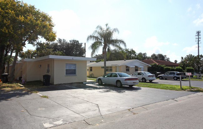 309 S Orion Ave in Clearwater, FL - Building Photo - Building Photo