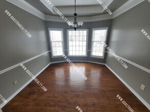 15810 Beverly St in Overland Park, KS - Building Photo - Building Photo