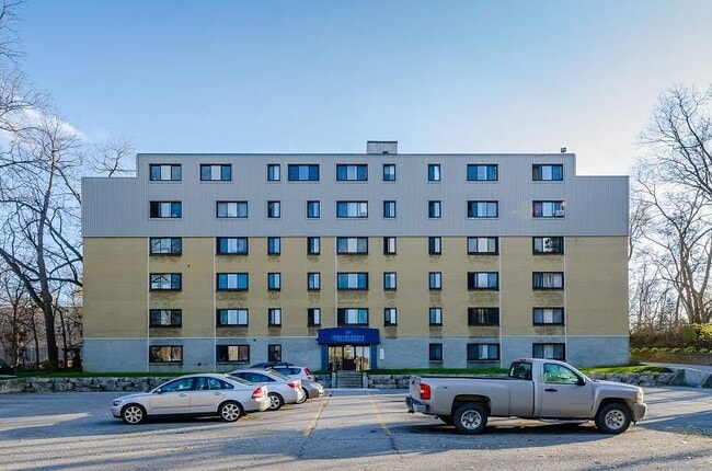 Grand Avenue Apartments