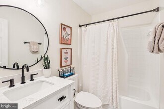 7510 E Plateau Dr in Severn, MD - Building Photo - Building Photo