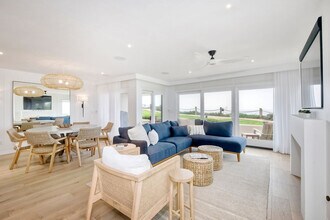 597 S Sierra Ave in Solana Beach, CA - Building Photo - Building Photo