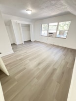 1967 NW 24th Ave in Miami, FL - Building Photo