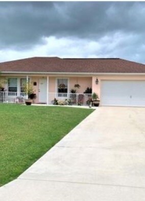 2702 45th St SW in Lehigh Acres, FL - Building Photo