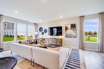 1261 Glenmont St in Algonquin, IL - Building Photo - Building Photo