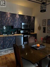 43 Pearl St S in Hamilton, ON - Building Photo - Building Photo