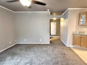 21410 Cherry Canyon Ln in Tomball, TX - Building Photo - Building Photo