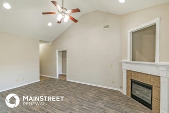 5024 Easton Ln in Northport, AL - Foto de edificio - Building Photo