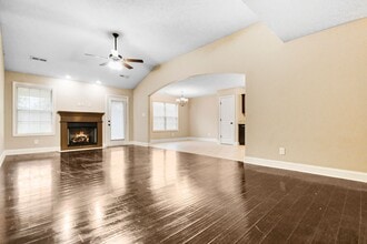 832 Shelton Cir in Clarksville, TN - Building Photo - Building Photo