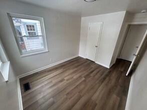 2616 Newport Ave, Unit 1 in Dayton, OH - Building Photo - Building Photo