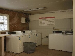 7432 Washington St in Forest Park, IL - Building Photo - Building Photo