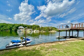 5547 Skewes Ln in Pulaski, VA - Building Photo - Building Photo