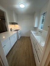 2205 N Sutter St in Stockton, CA - Building Photo - Building Photo