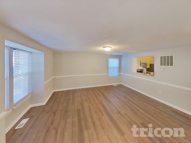 2551 Log Mill Ct in Crofton, MD - Building Photo - Building Photo