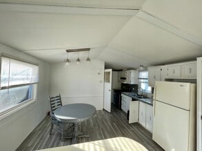 630 N Wesley St in Springfield, IL - Building Photo - Building Photo