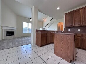 2211 Highland Crossing Dr in Conroe, TX - Building Photo - Building Photo