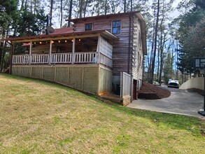 3928 Hardee Dr NW in Kennesaw, GA - Building Photo - Building Photo