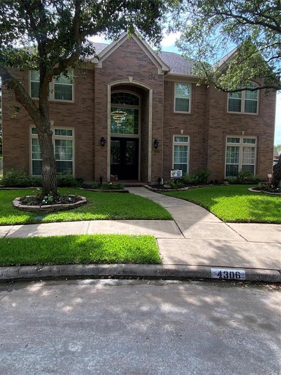 property at 4306 Stonecroft Cir