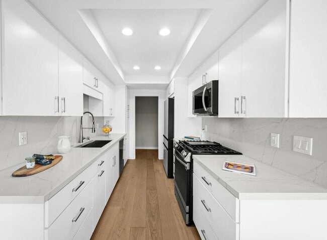 property at 266 S Madison Ave