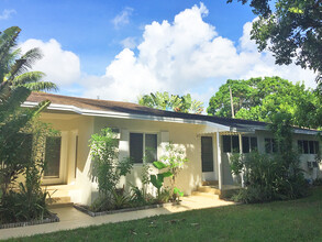 1711 Washington St in Hollywood, FL - Building Photo - Building Photo