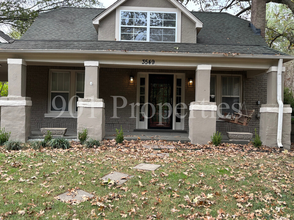 3549 Carnes Ave in Memphis, TN - Foto de edificio