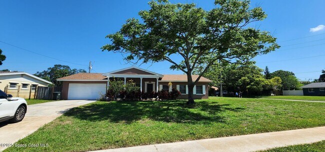 924 Kings Post Rd in Rockledge, FL - Building Photo - Building Photo
