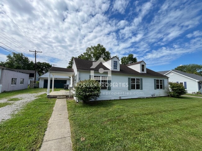 property at 211 Vasbinder Dr