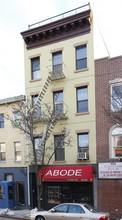 179 Grand St in Brooklyn, NY - Building Photo - Building Photo