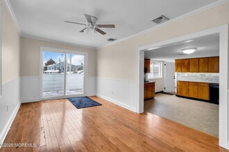 1001 Arnold Ave in Point Pleasant, NJ - Building Photo - Building Photo